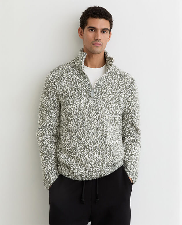 الدليل الشامل لملابس التريكو الرجالية الأساسية