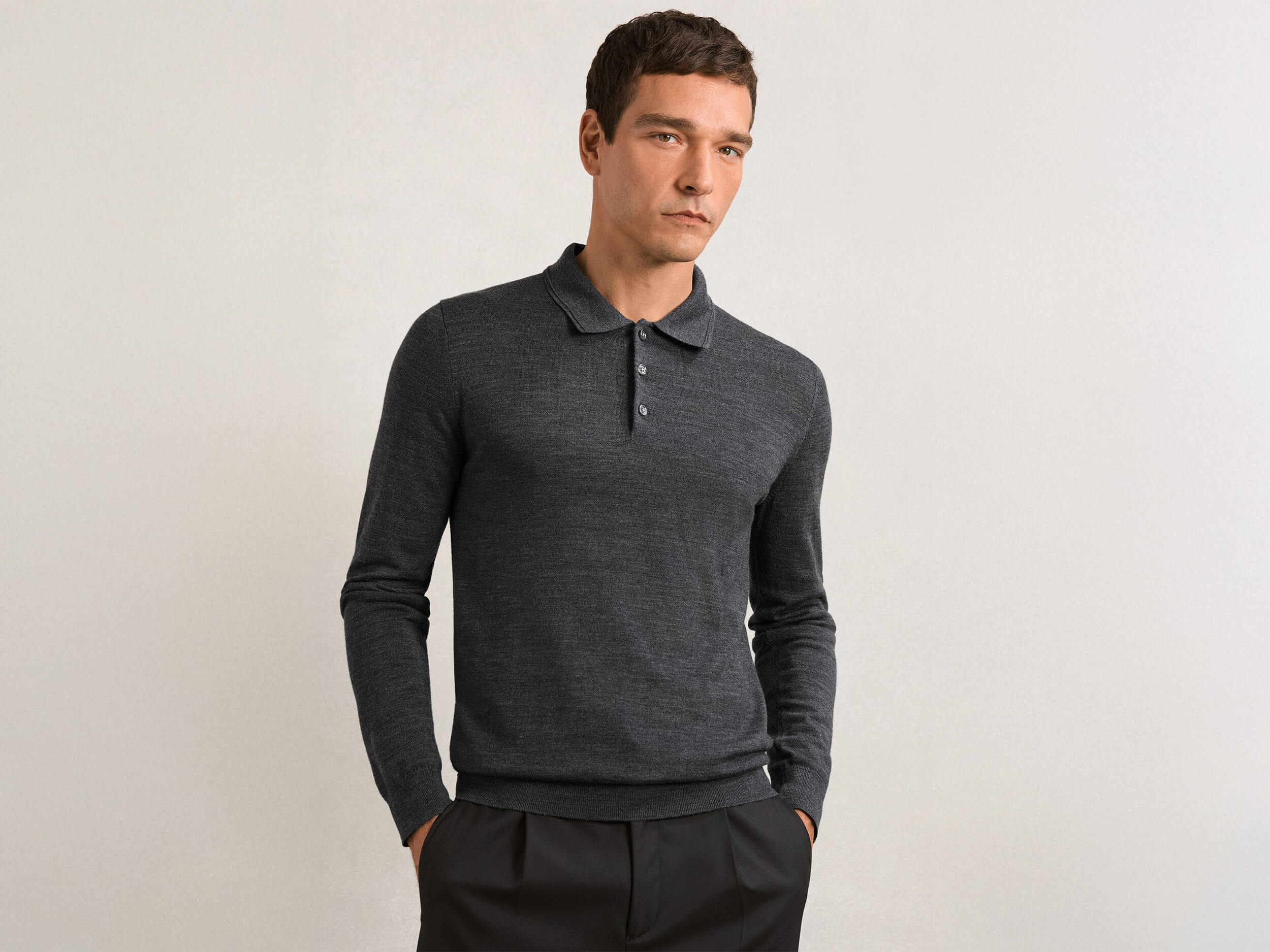 قمصان بولو محبوكة