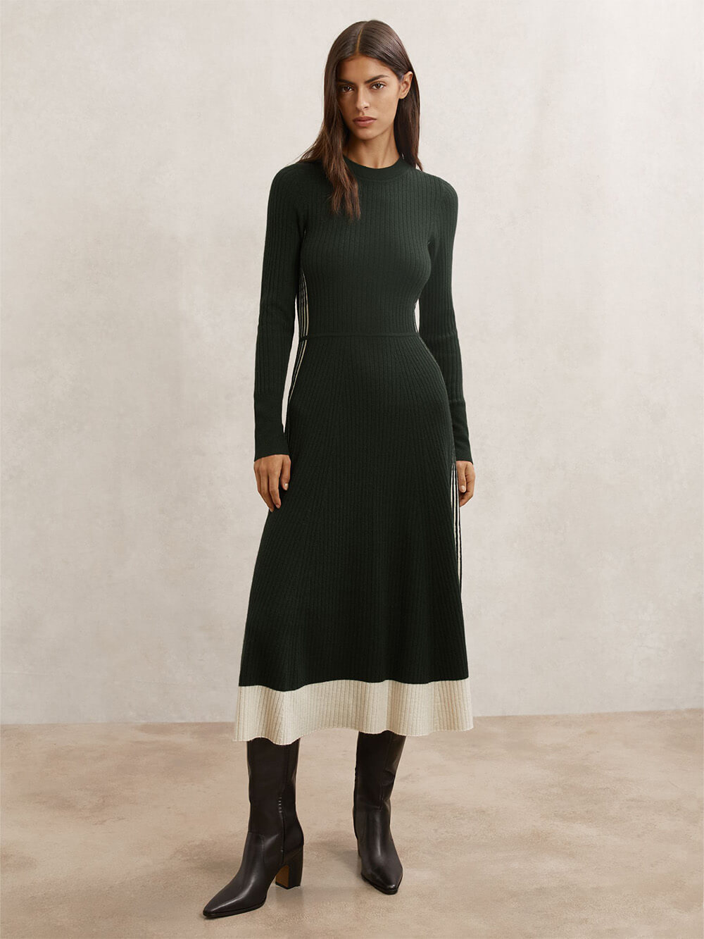 ملابس محبوكة